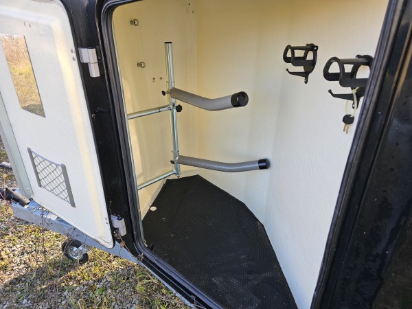 Sonderangebot Anssems PTH 2000 Excelente Pferdeanhänger Schwarz
