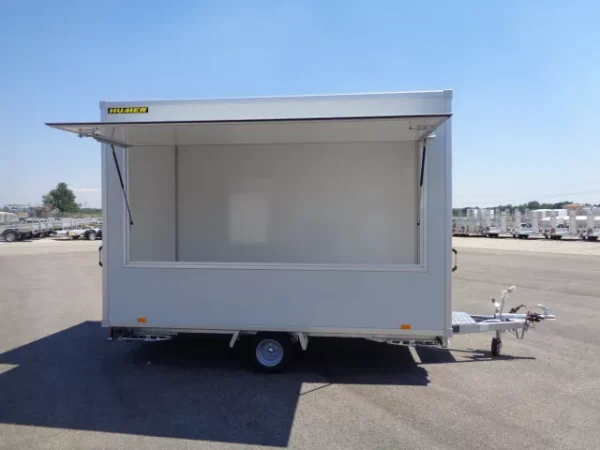 692170_aktionsanhanger_verkaufsanhaenger_einachser_seitelich_offen.JPG.webp Leerfahrzeuge VK 299x199x230 1300 kg (SVTDT13H0R0001511)