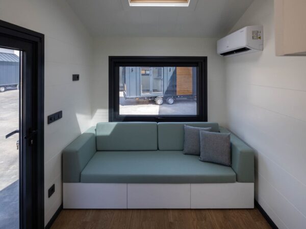 Alto House Mo.5 400 – Kompaktes Tiny House auf Rädern