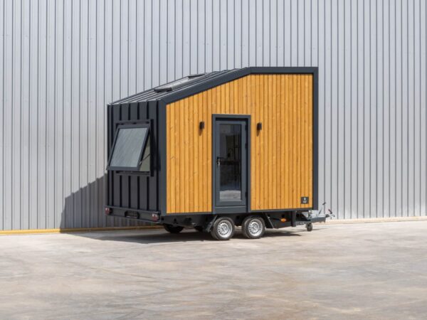 Alto House Mo.5 400 – Kompaktes Tiny House auf Rädern